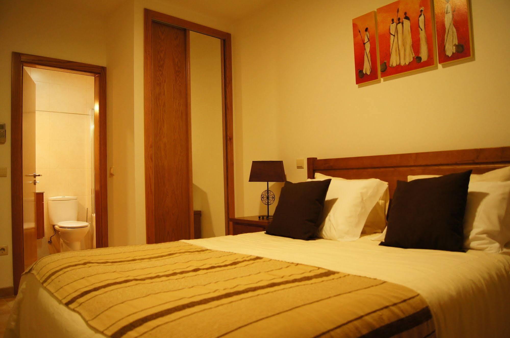 Отель Casas Campo Cimo Da Quinta Миранда-ду-Дору Экстерьер фото